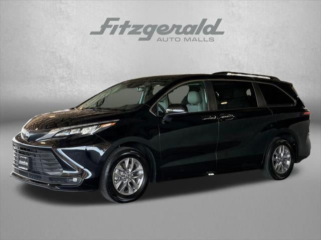 2026 Toyota Sienna XLE 8 Passenger