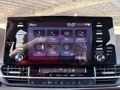 2024 Toyota SIENNA XLE XLE 8 Passenger
