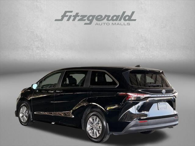 2024 Toyota SIENNA XLE XLE 8 Passenger