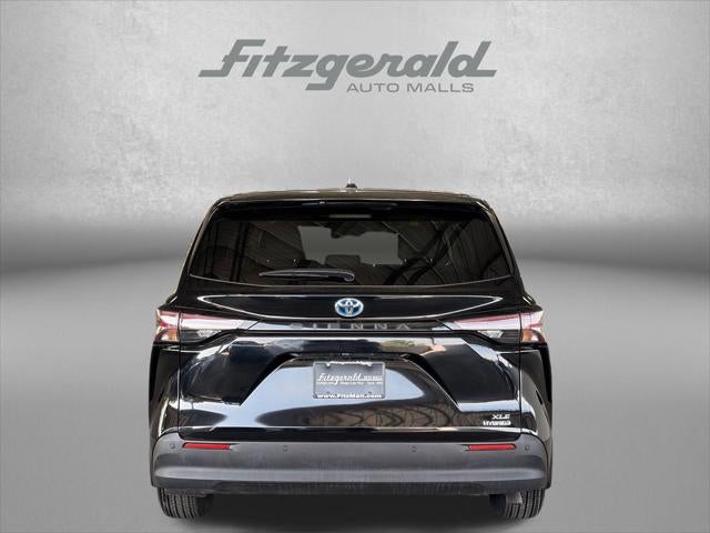 2024 Toyota SIENNA XLE XLE 8 Passenger