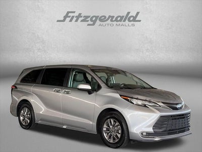 2023 Toyota Sienna XLE 7 Passenger