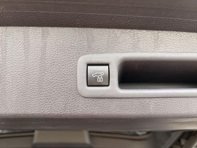 2025 Toyota SIENNA XLE XLE 8 Passenger