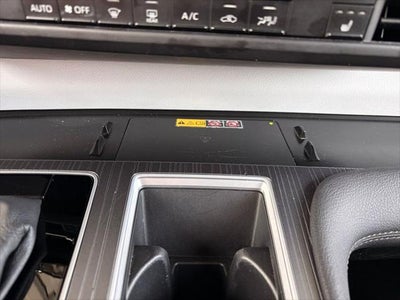 2025 Toyota SIENNA XLE XLE 8 Passenger