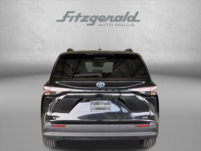 2025 Toyota SIENNA XLE XLE 8 Passenger
