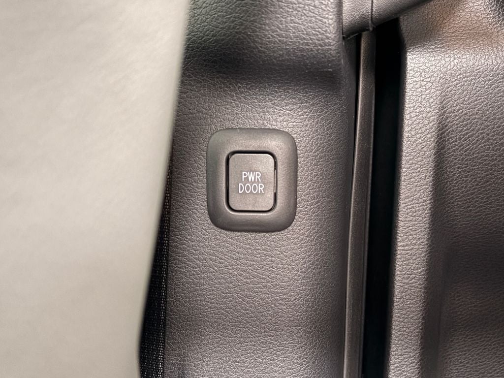 2026 Toyota SIENNA XLE AWD XLE 7 Passenger
