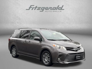 2020 Toyota SIENNA XLE 3.5L Limited 7 Passenger