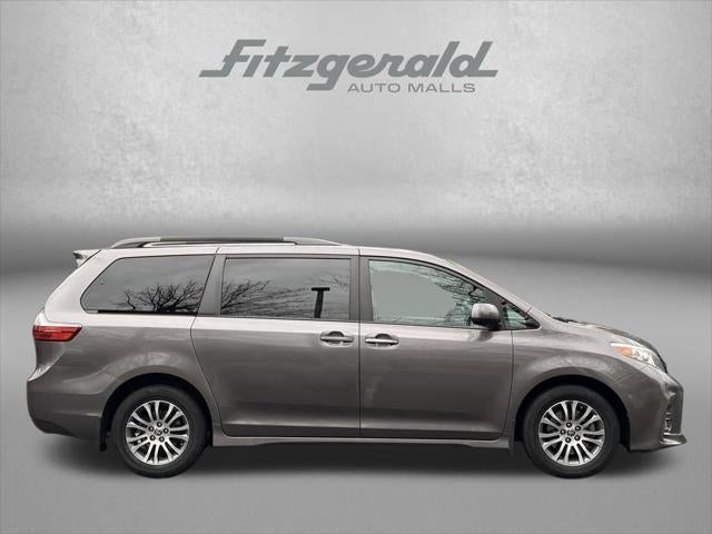 2020 Toyota SIENNA XLE 3.5L XLE 7 Passenger