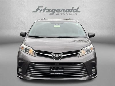 2020 Toyota SIENNA XLE 3.5L XLE 7 Passenger