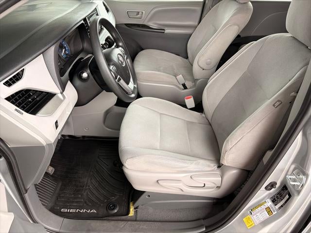 2020 Toyota Sienna L 7 Passenger