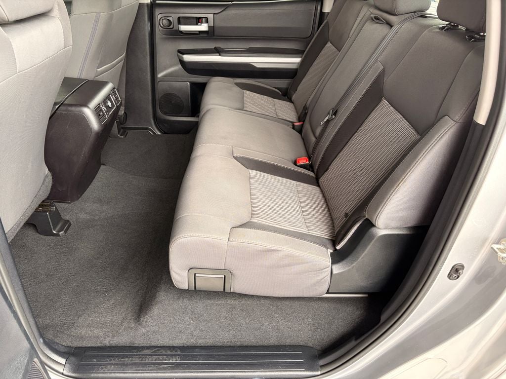 2015 Toyota TUNDRA 4X4 SR5 CrewMax