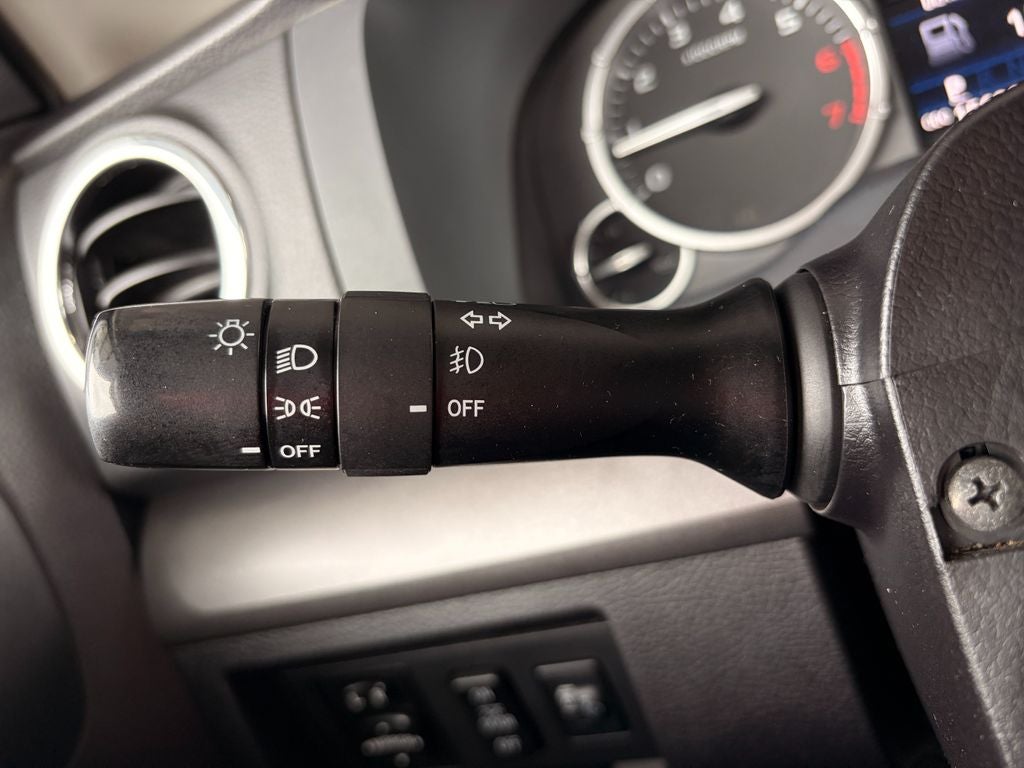 2015 Toyota TUNDRA 4X4 SR5 CrewMax