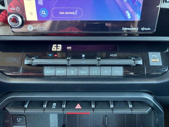 2023 Toyota TUNDRA 4X4 SR