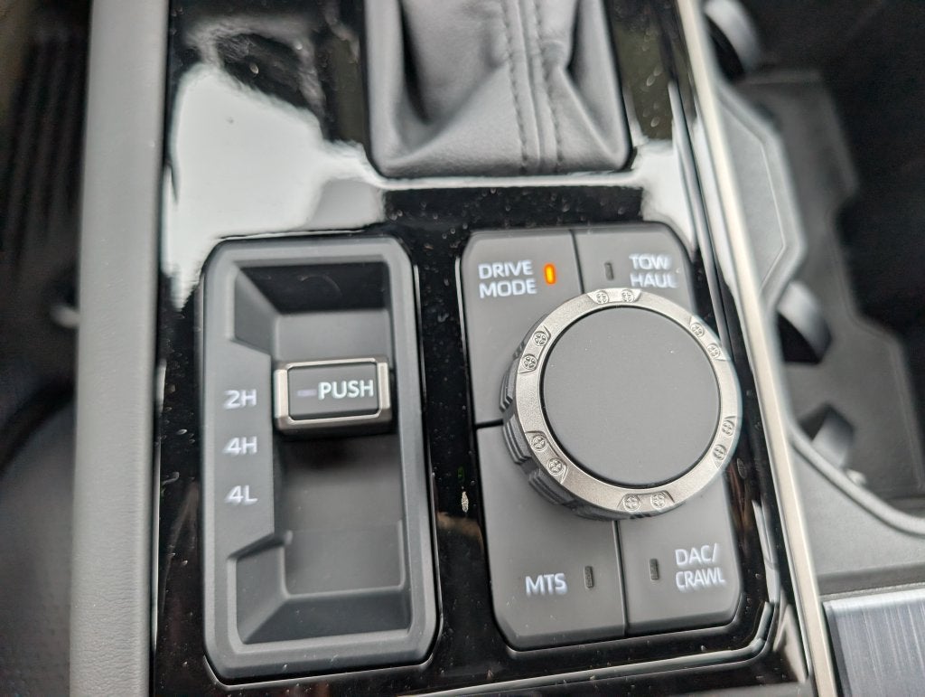 2026 Toyota Tundra i-FORCE MAX Platinum i-FORCE MAX