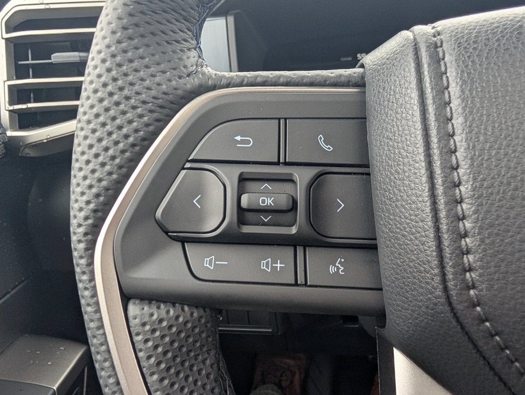 2026 Toyota Tundra i-FORCE MAX Platinum i-FORCE MAX