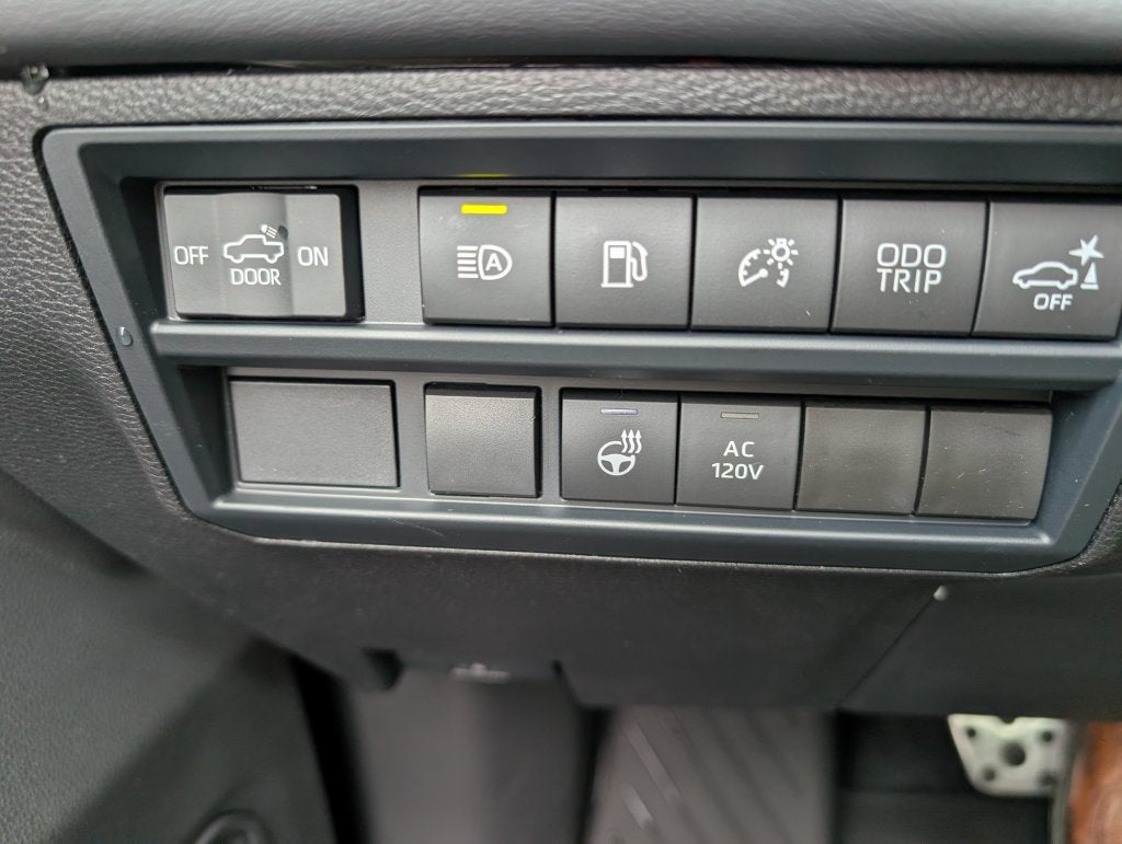 2026 Toyota Tundra i-FORCE MAX Platinum i-FORCE MAX