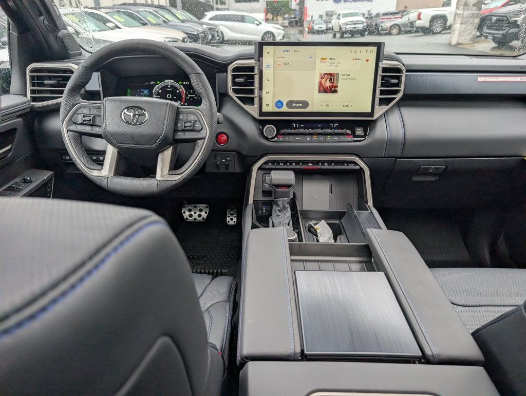 2026 Toyota Tundra i-FORCE MAX Platinum i-FORCE MAX