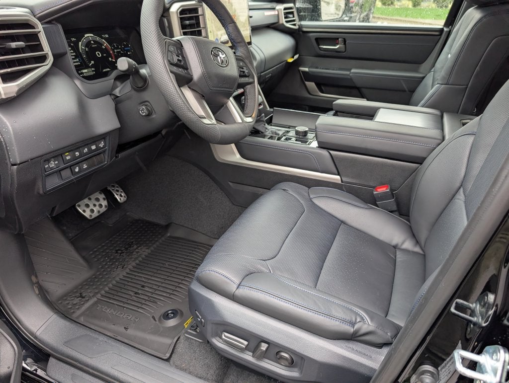 2026 Toyota Tundra i-FORCE MAX Platinum i-FORCE MAX