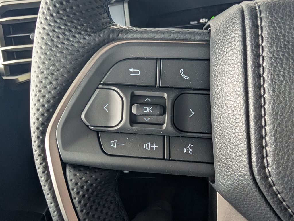 2026 Toyota Tundra i-FORCE MAX Platinum i-FORCE MAX