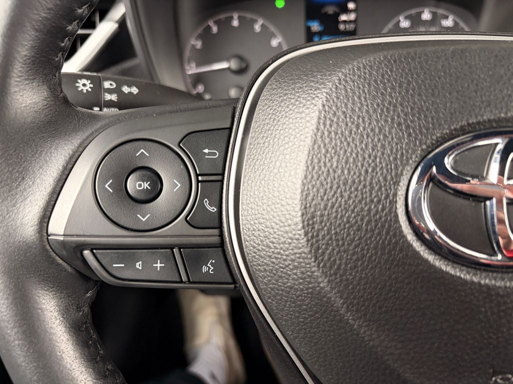 2024 Toyota COROLLA SE