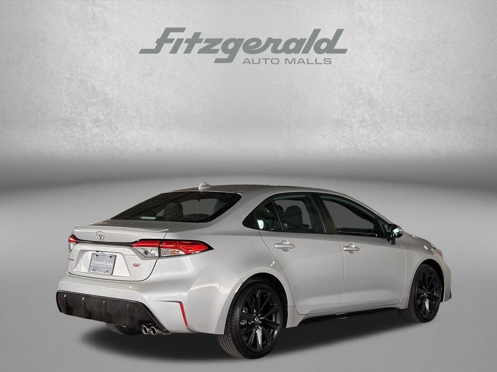 2024 Toyota COROLLA SE
