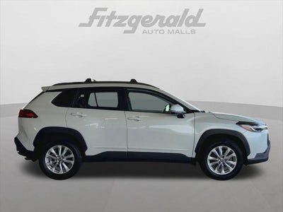 2024 Toyota Corolla Cross LE