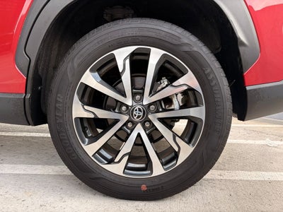 2024 Toyota Corolla Cross XLE