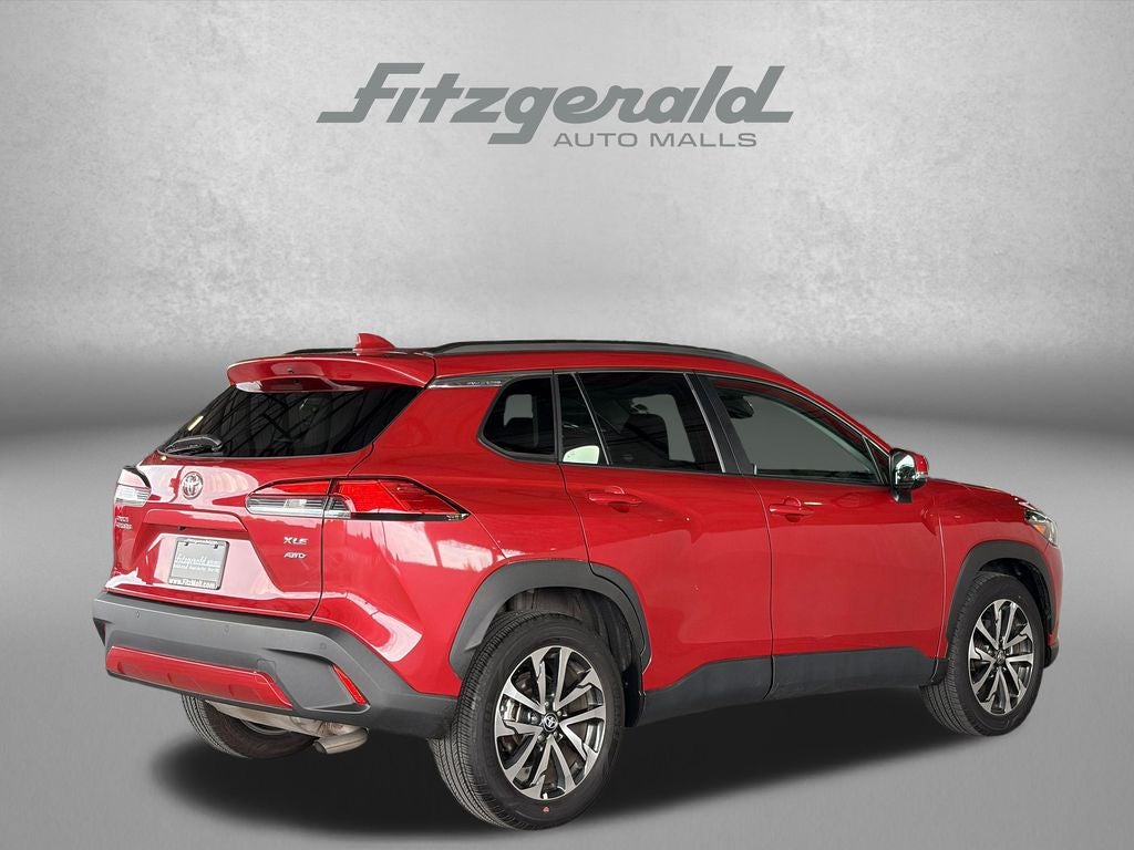 2024 Toyota Corolla Cross XLE