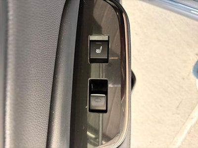 2025 Toyota CROWN XLE