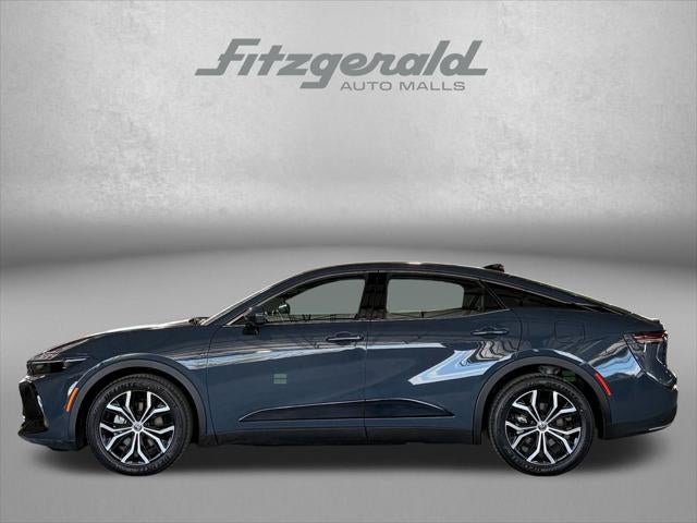 2025 Toyota CROWN XLE