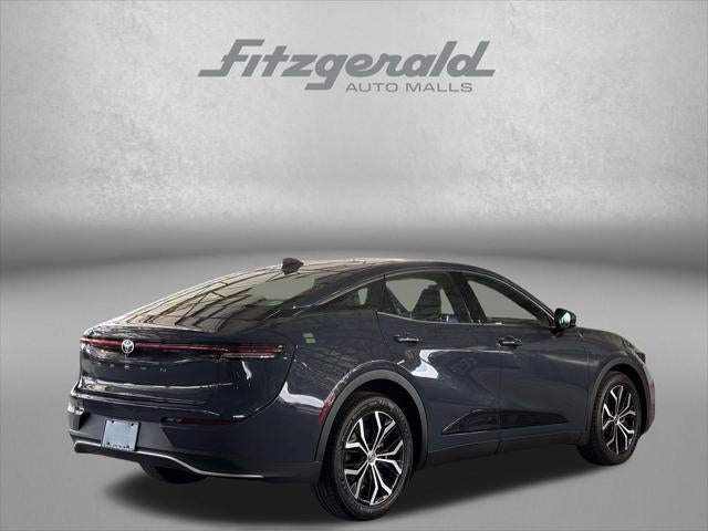 2025 Toyota CROWN XLE