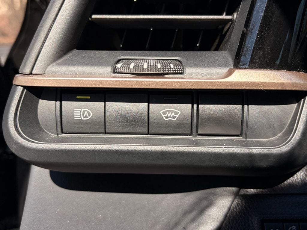 2023 Toyota Toyota Crown XLE XLE