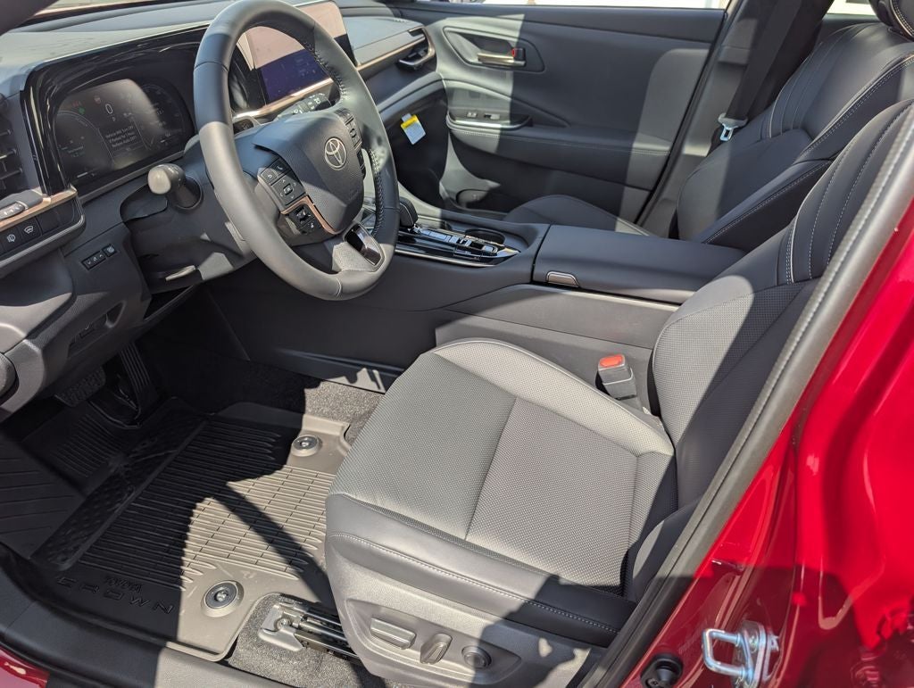 2026 Toyota Toyota Crown Signia Limited