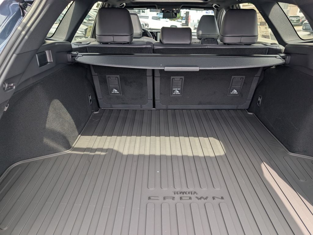 2026 Toyota Toyota Crown Signia Limited