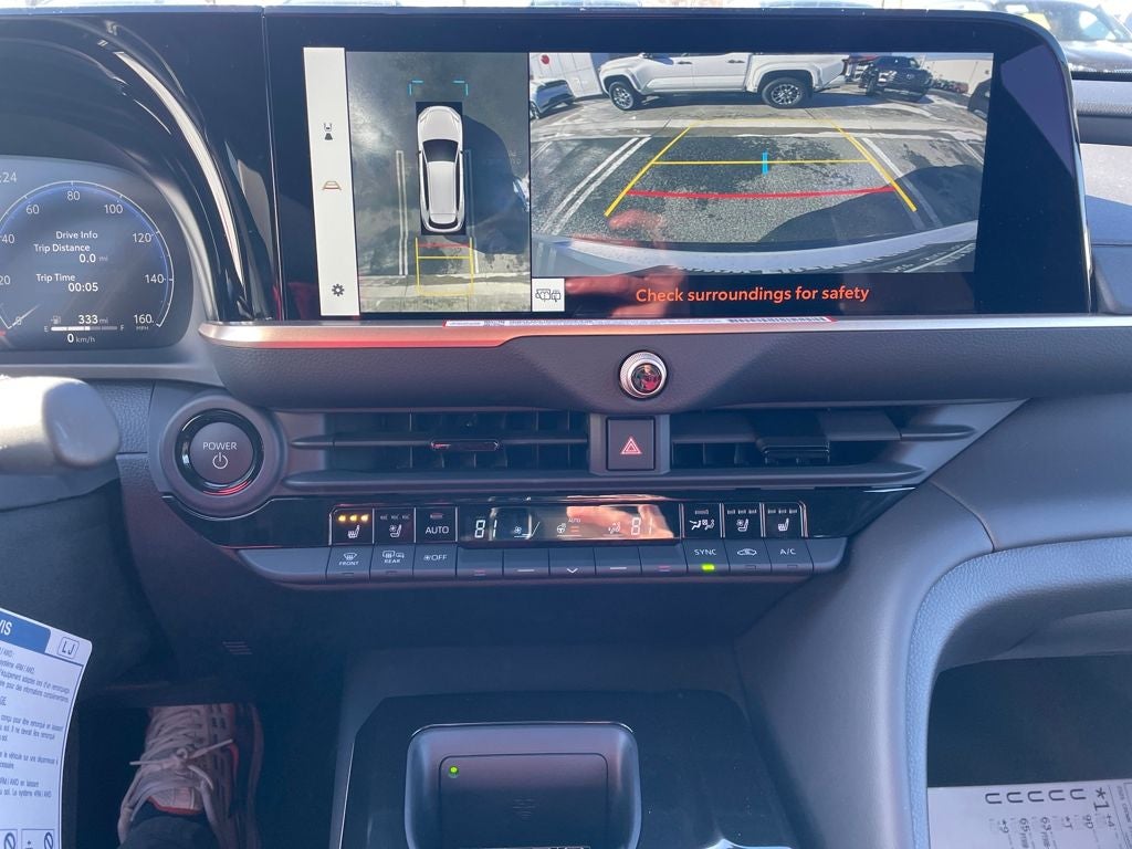 2025 Toyota Toyota Crown Signia Limited