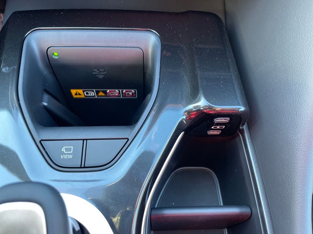 2025 Toyota Toyota Crown Signia Limited