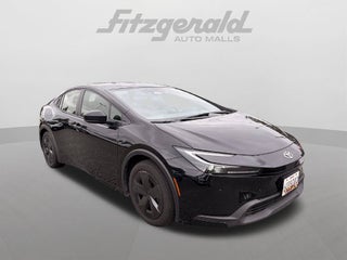 2025 Toyota Prius LE