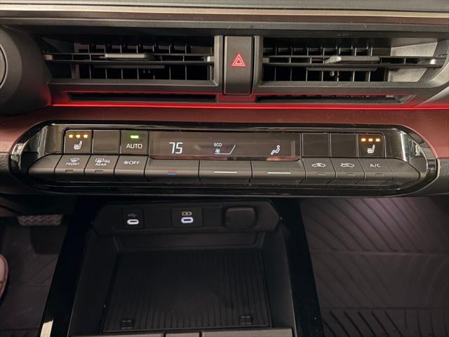 2024 Toyota PRIUS PRIME XSE Premium