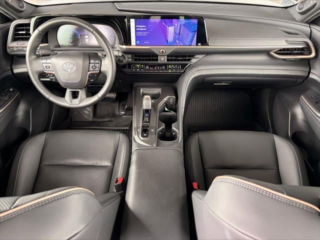 2023 Toyota Toyota Crown Platinum