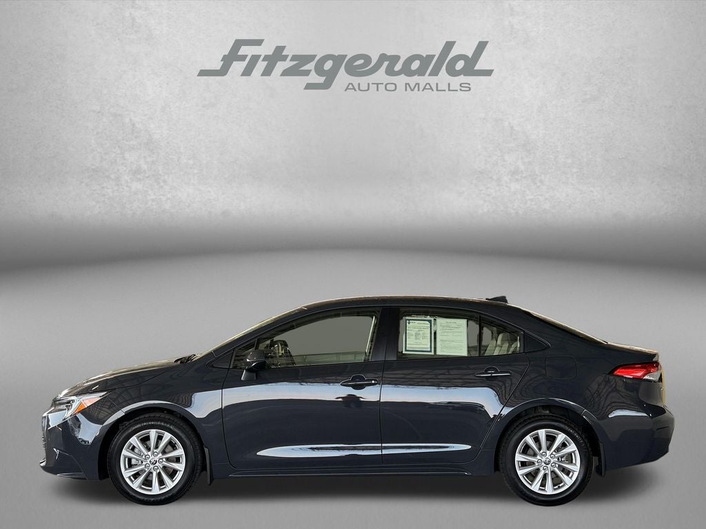 2025 Toyota COROLLA HYBRID LE