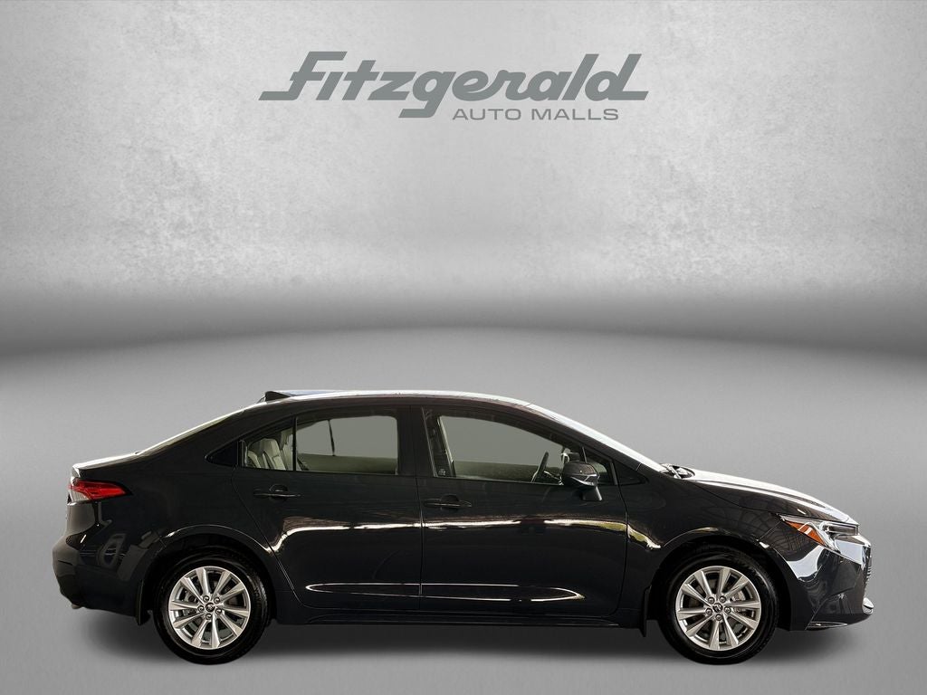 2025 Toyota COROLLA HYBRID LE