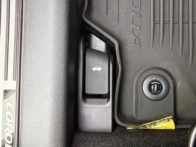 2024 Toyota COROLLA HYBRID SE