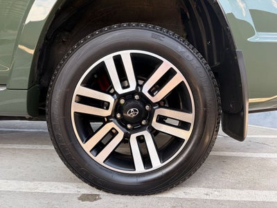 2022 Toyota 4RUNNER Limited