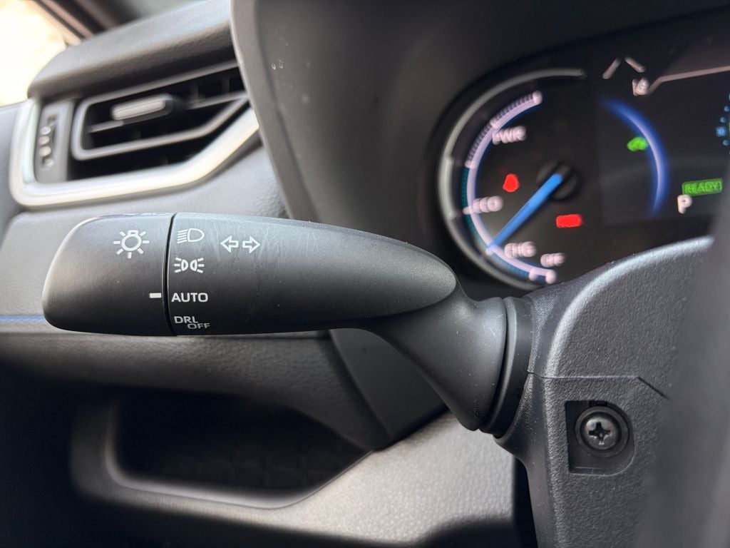 2023 Toyota RAV4 HYBRID SE
