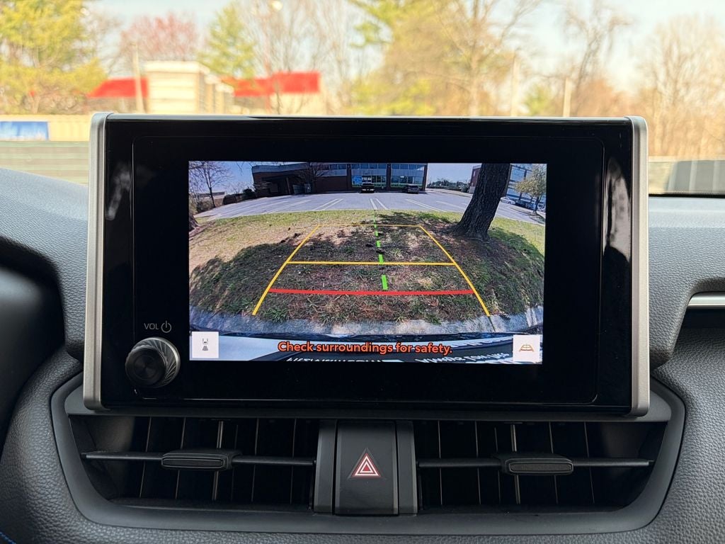 2023 Toyota RAV4 HYBRID SE