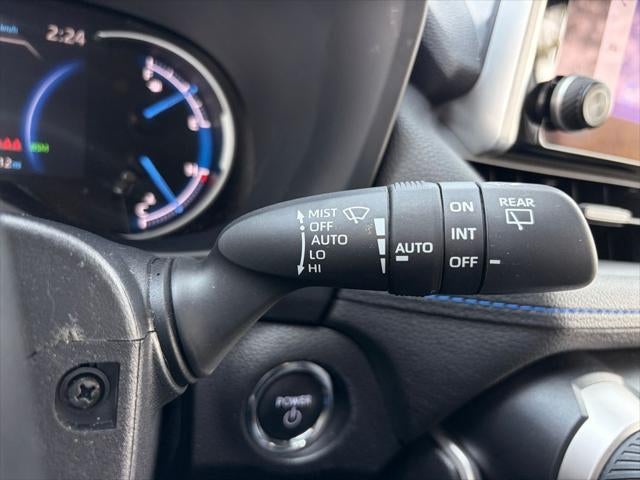 2023 Toyota RAV4 HYBRID SE