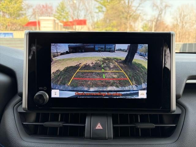 2023 Toyota RAV4 HYBRID SE