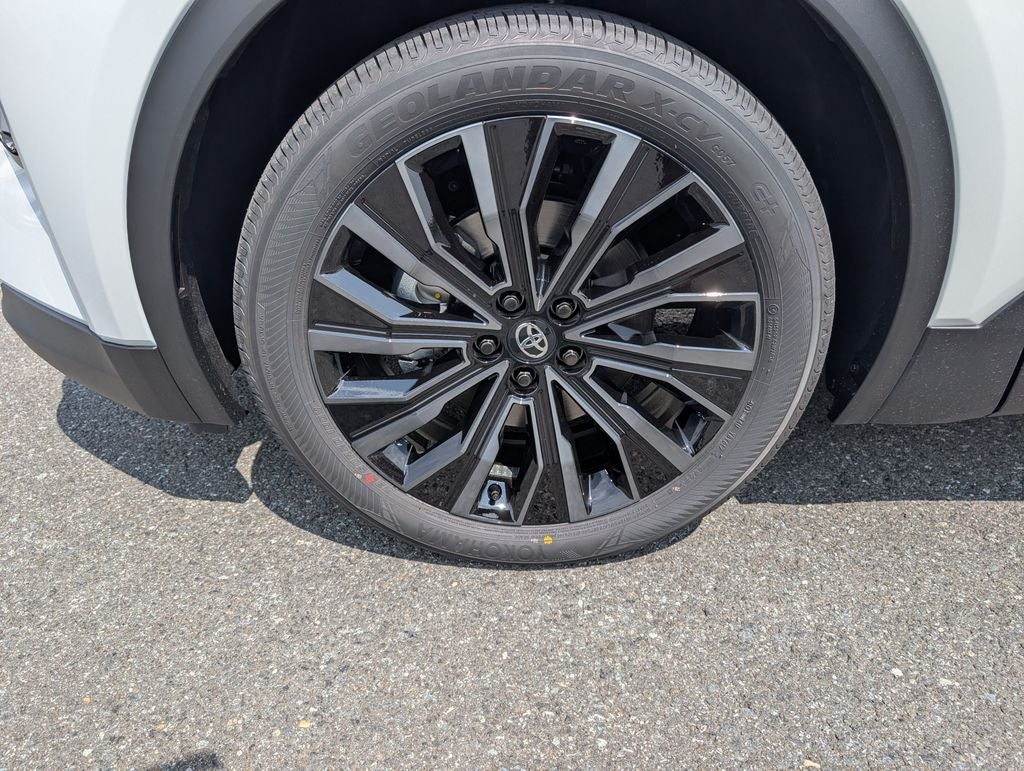 2026 Toyota C-HR XSE