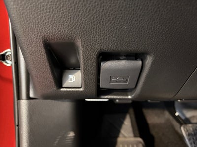 2025 Toyota RAV4 Plug-in Hybrid SE