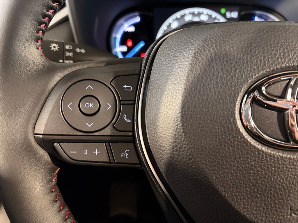 2025 Toyota RAV4 Plug-in Hybrid SE