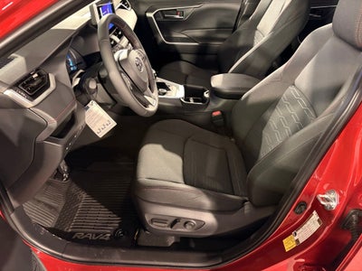 2025 Toyota RAV4 Plug-in Hybrid SE